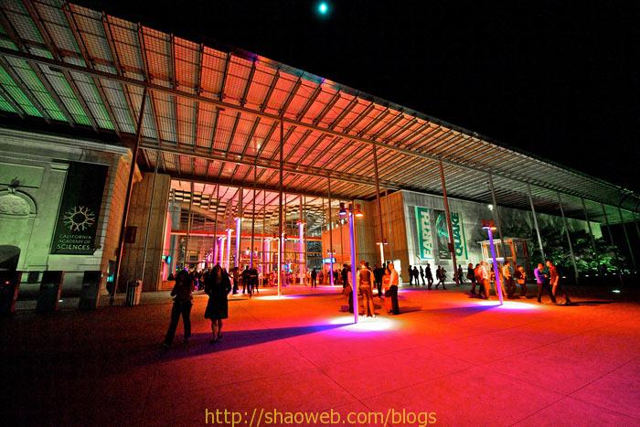 tim-williamson_entrance